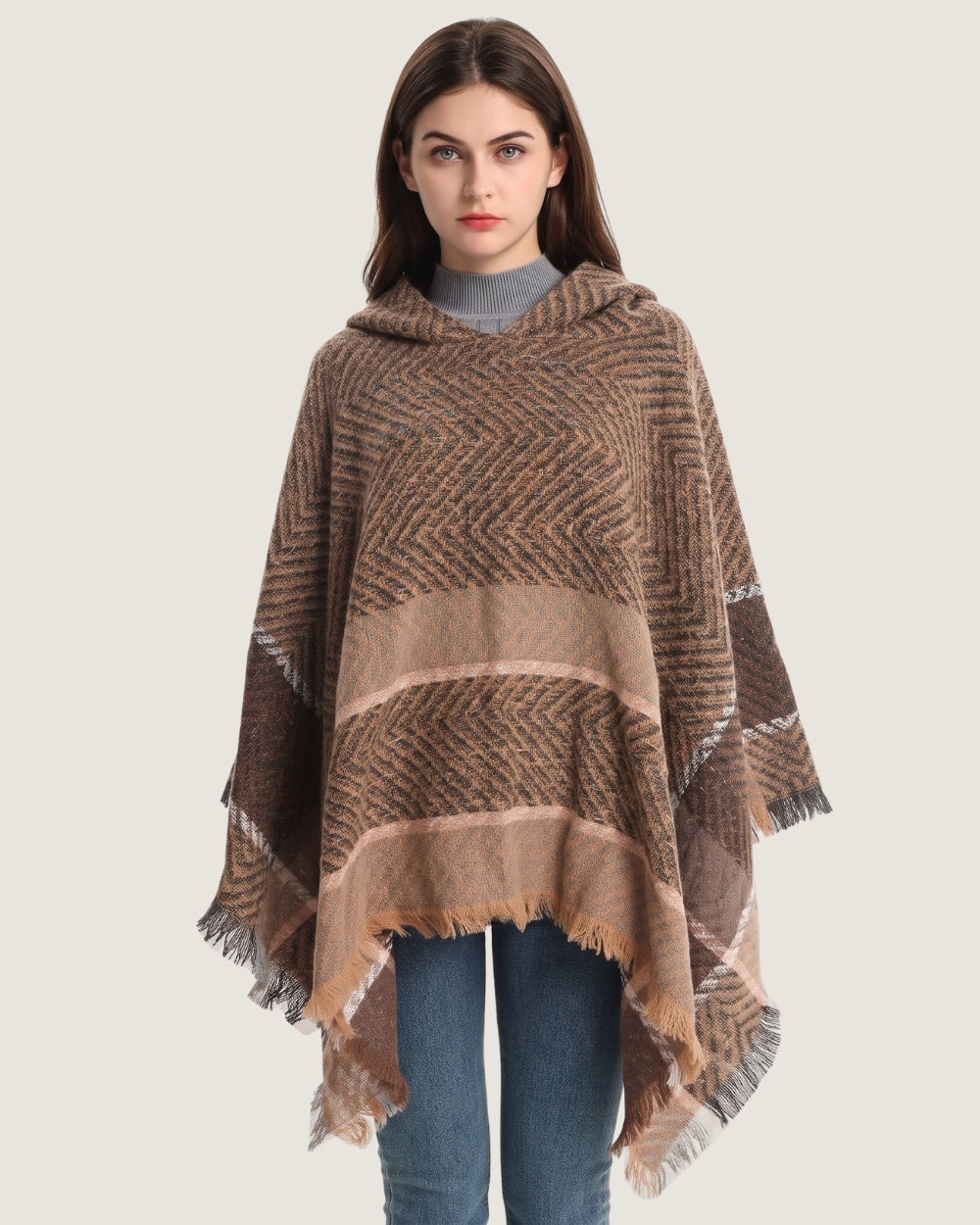 poncho-capuche-effet-use-camel