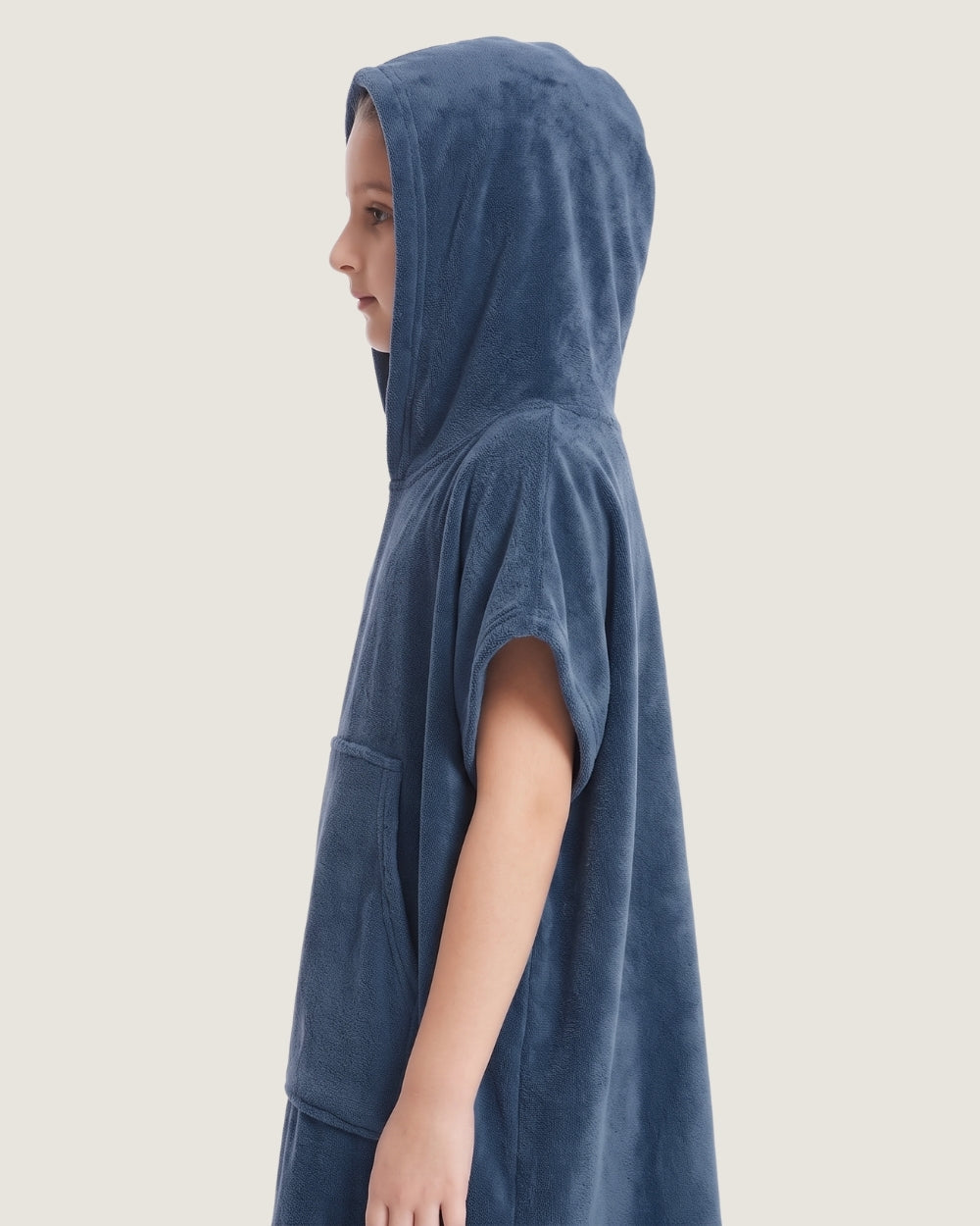 poncho-de-bain-enfant-a-capuche-en-microfibre-bleu-marine-cote