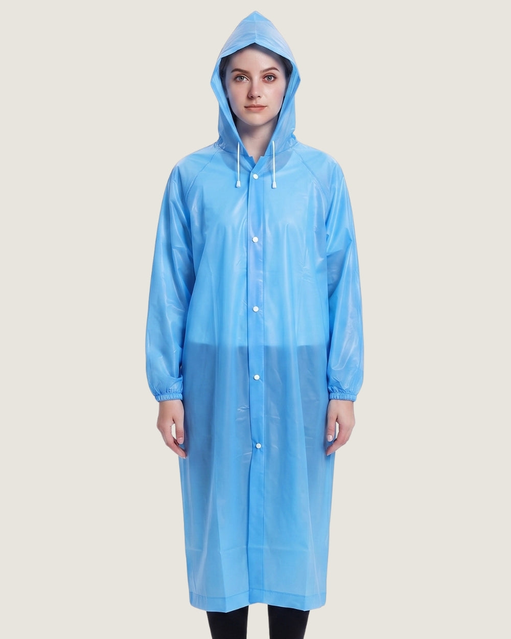 poncho-de-pluie-impermeable-long-situation-variant-bleu-clair