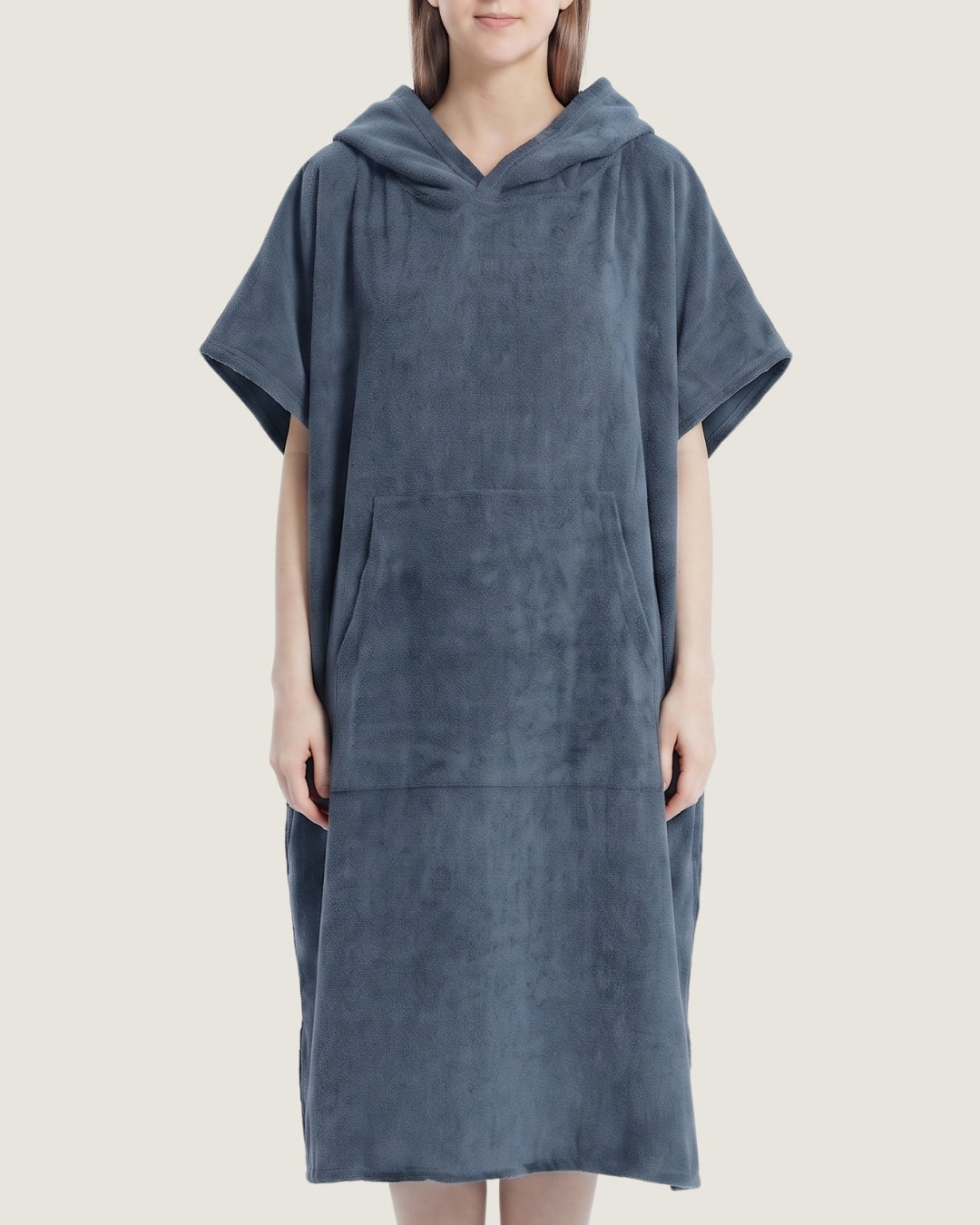poncho-de-surf-en-microfibre-a-capuche-bleu-marine