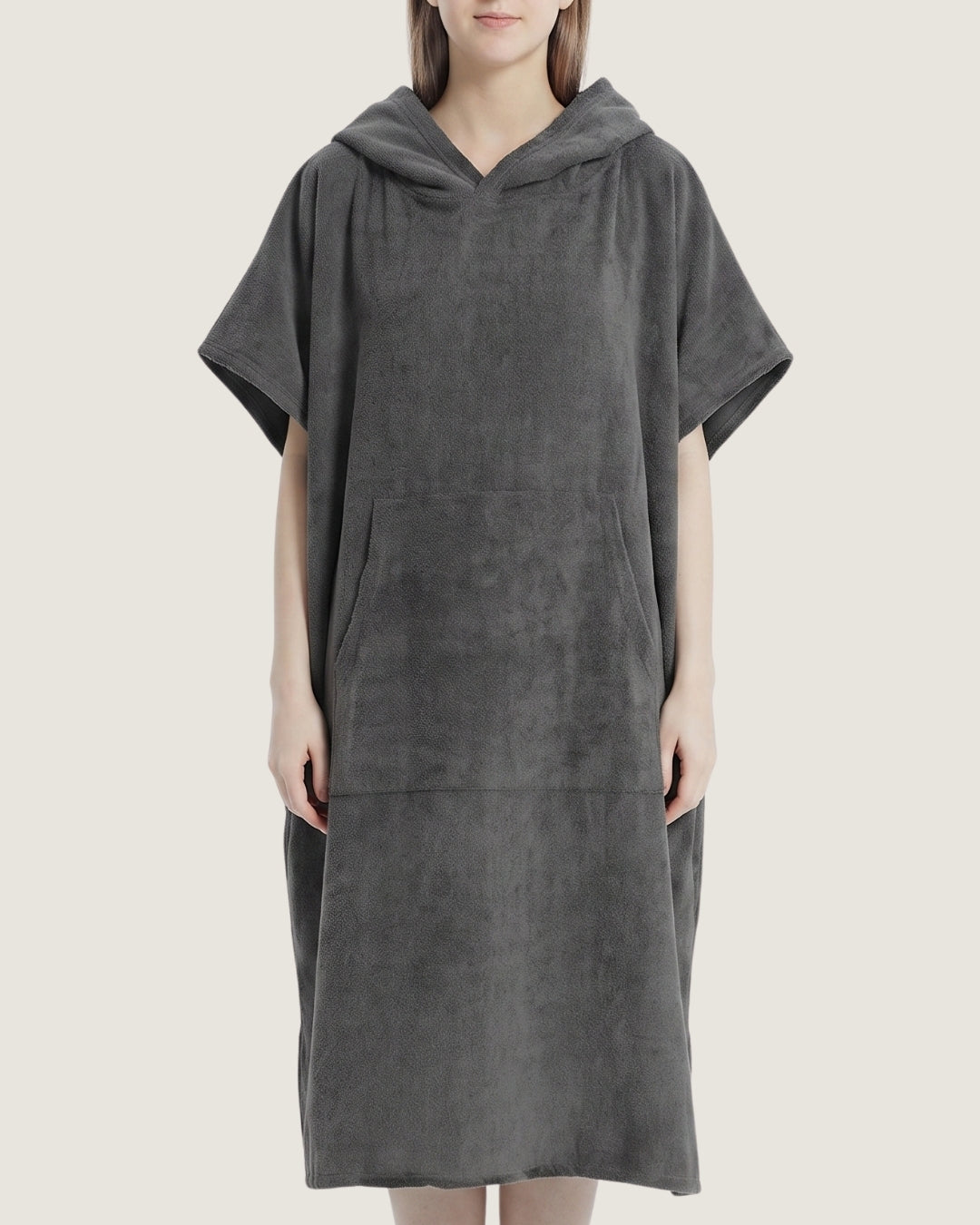 poncho-de-surf-en-microfibre-a-capuche-gris