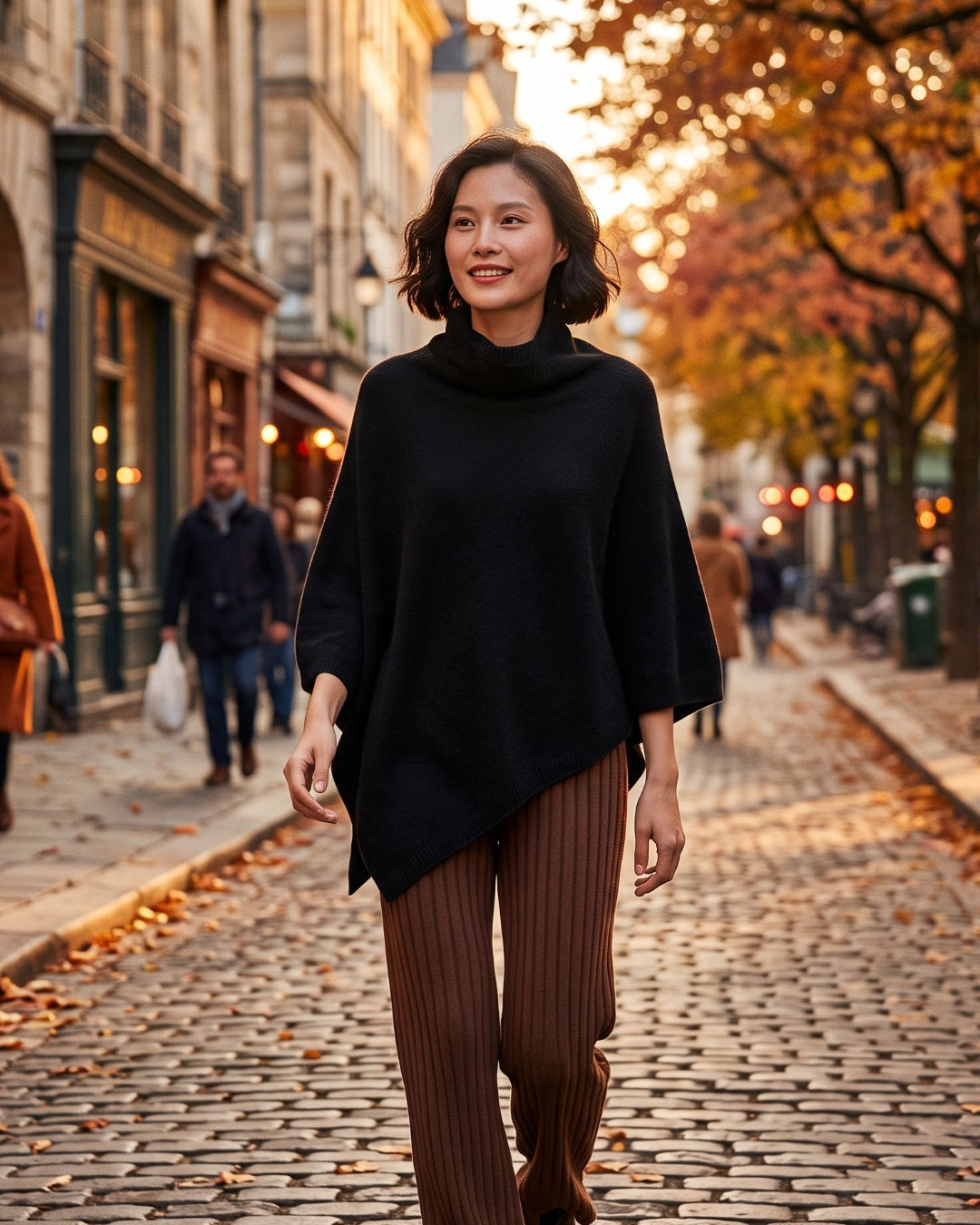 poncho-en-laine-femme-col-roule-situation-noir