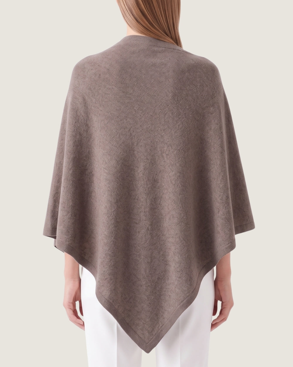 poncho-femme-asymetrique-boutons-dos