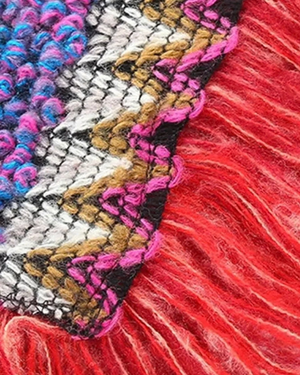 poncho-femme-chaud-franges-style-peruvien-closeup-franges