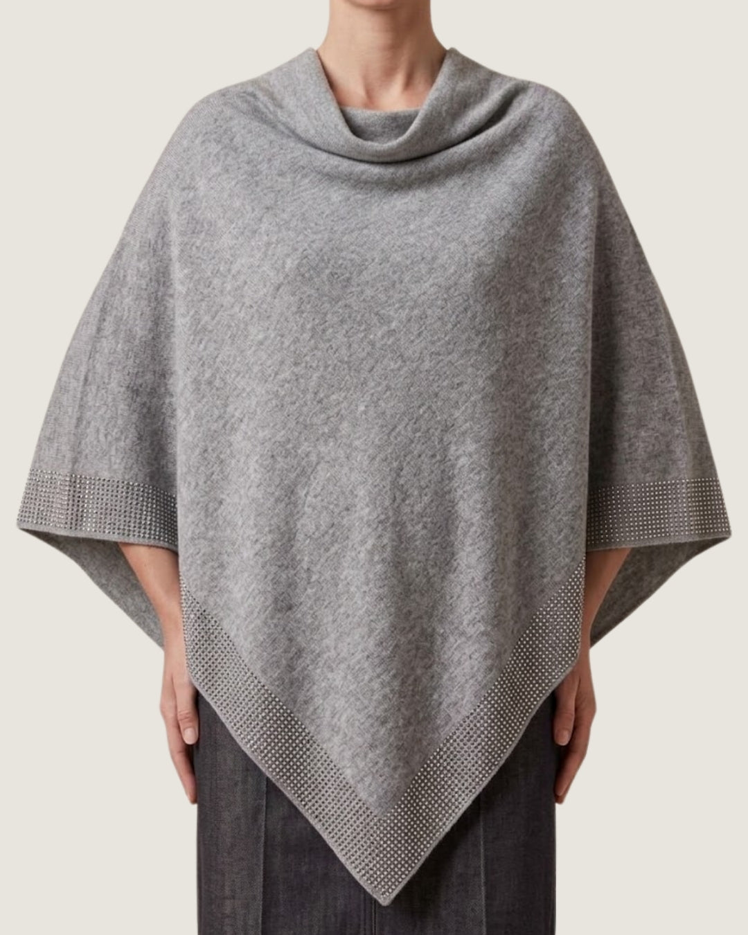 poncho-femme-chic-bordure-strass-gris