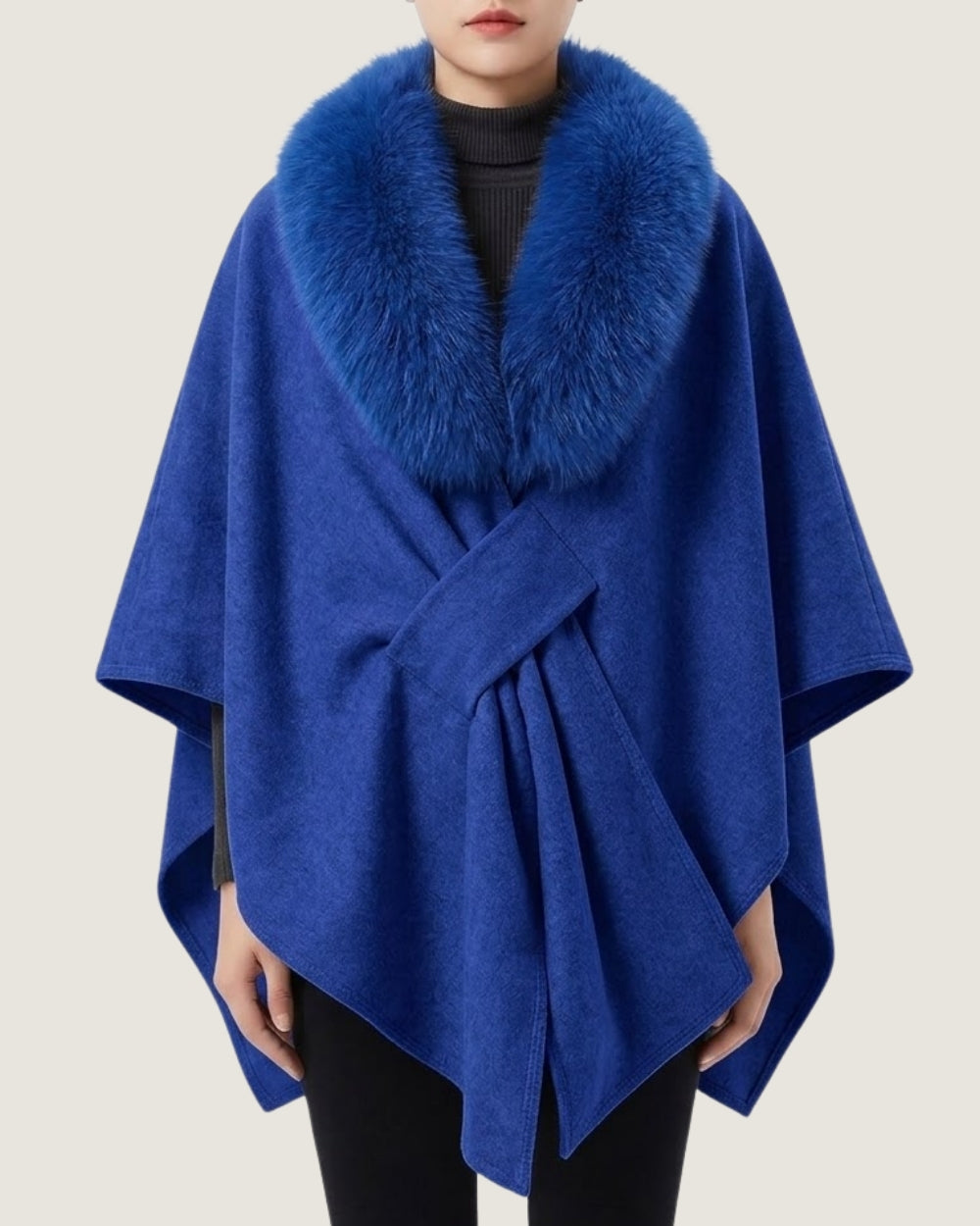 poncho-manteau-a-fourrure-femme-bleu