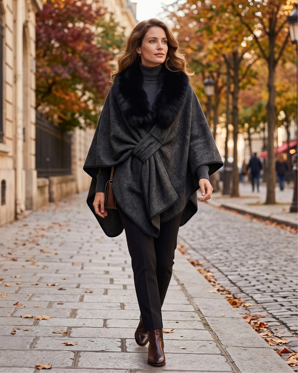 poncho-manteau-a-fourrure-femme-situation