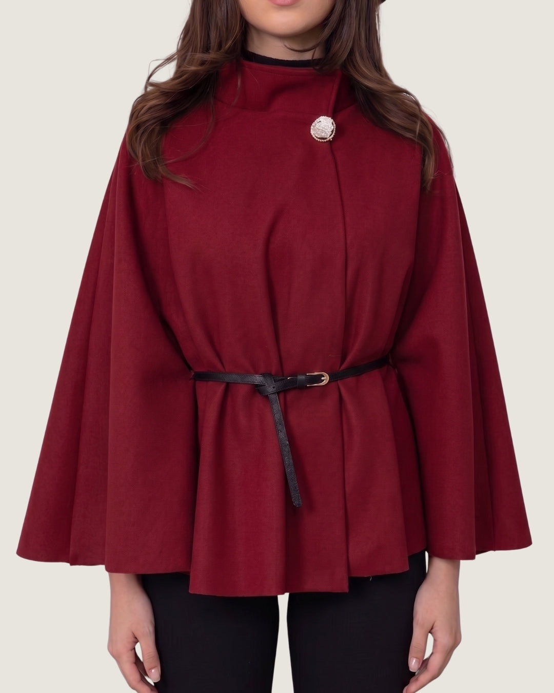 poncho-manteau-femme-chic-ceinture-rouge