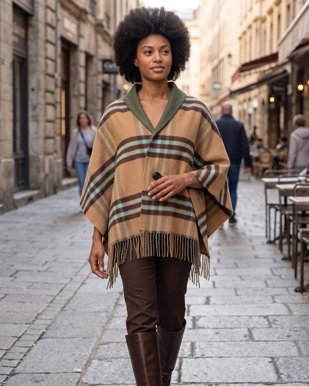 poncho-manteau-femme-franges-et-rayures-vintage-beige-beige-situation