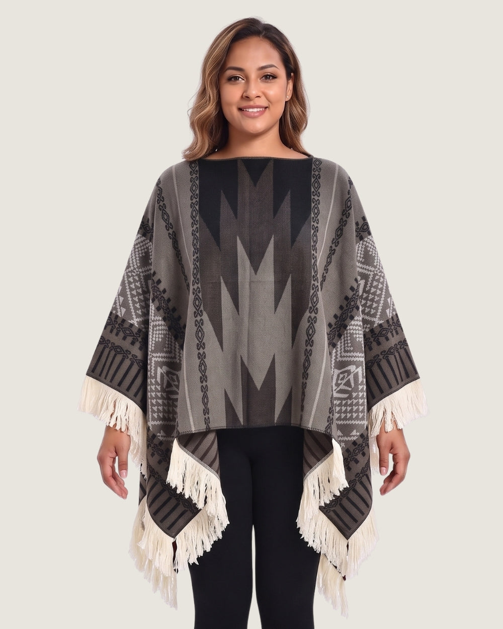poncho-peruvien-franges-motif-ethnique-gris