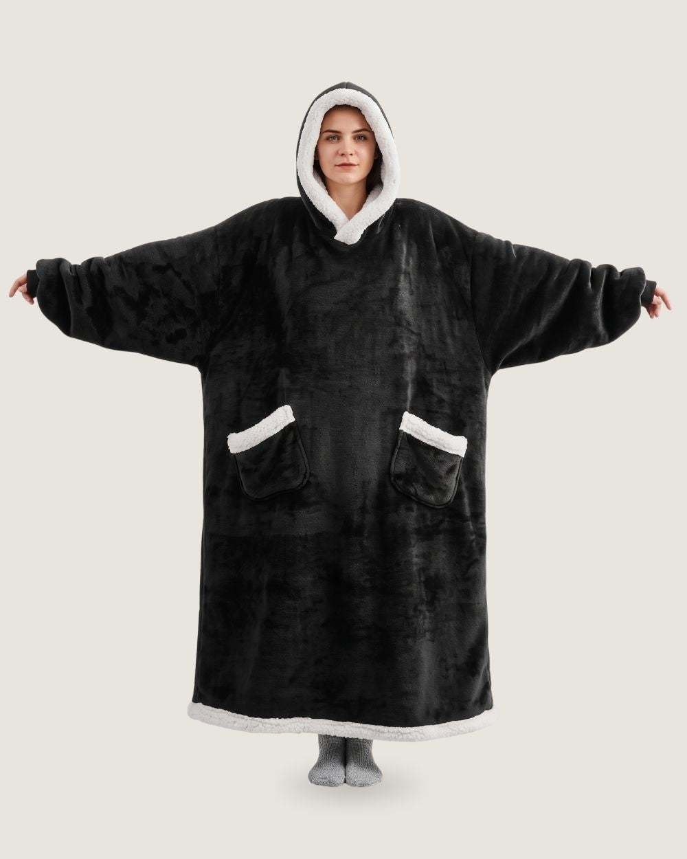 poncho-plaid-a-capuche-chaud-noir
