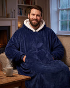 poncho-plaid-chaud-a-capuche-poche-ventrale-pomme-situation-homme