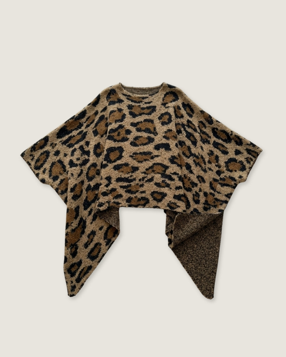 poncho-plaid-femme-leopard-a-plat