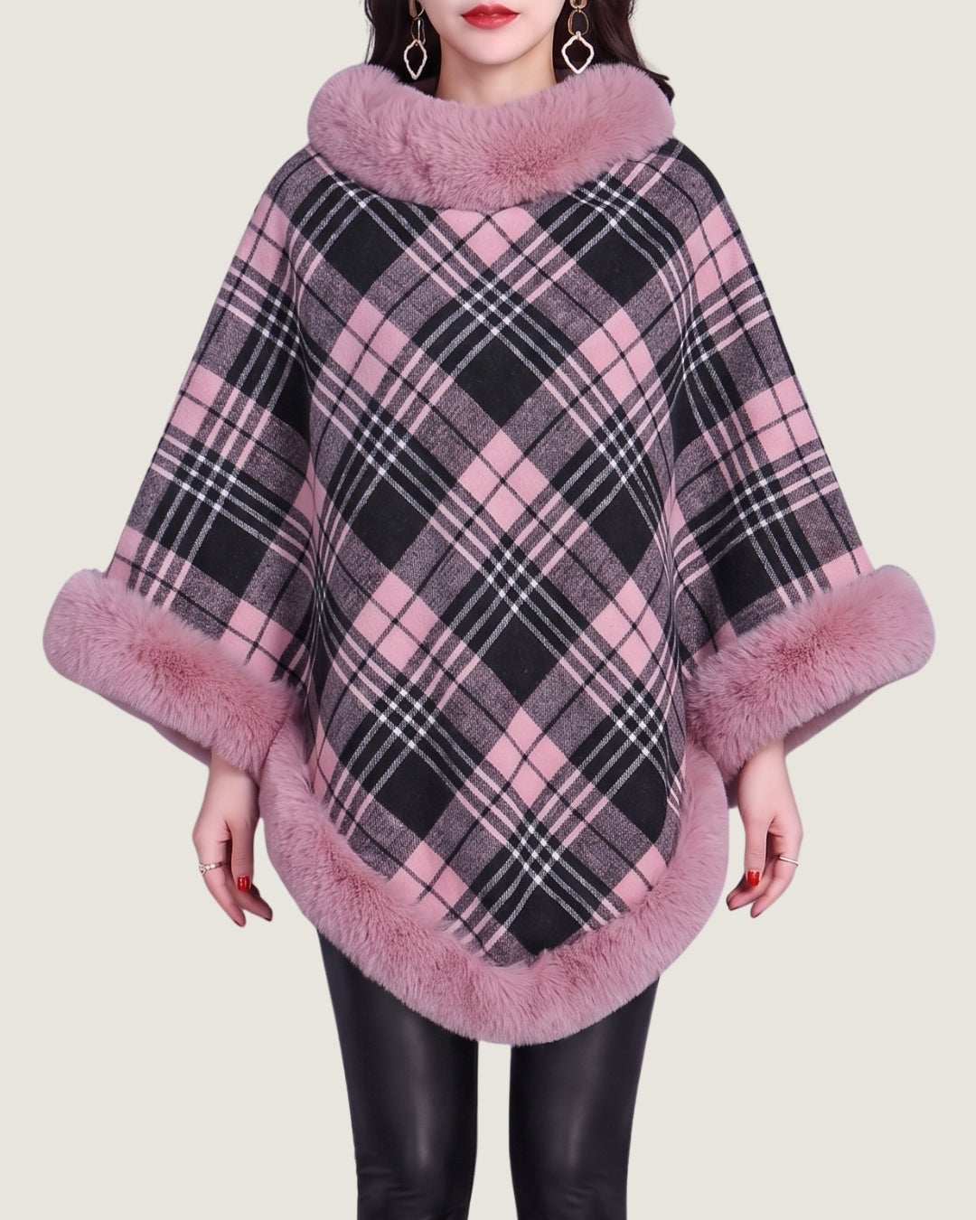 poncho-polaire-a-fourrure-femme-motif-plaid-tartan-rose