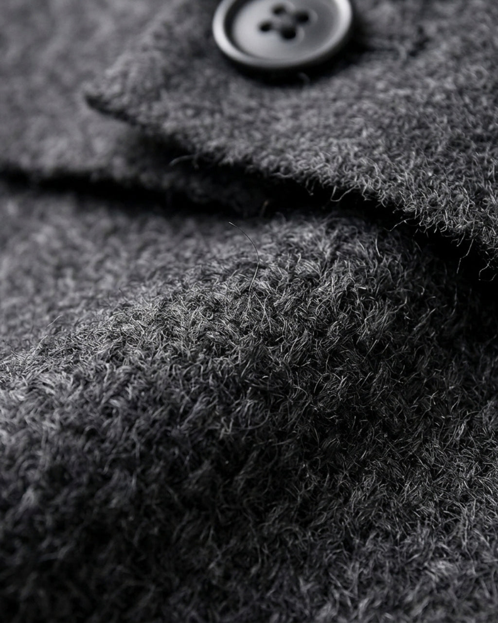 poncho-pull-femme-col-chale-model-closeup