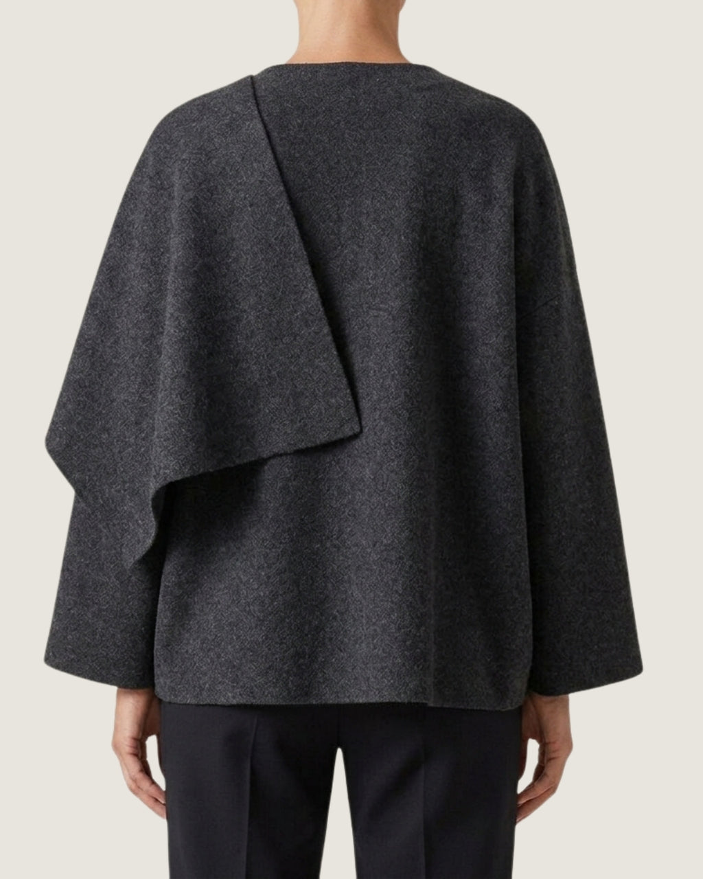poncho-pull-femme-col-chale-model-dos