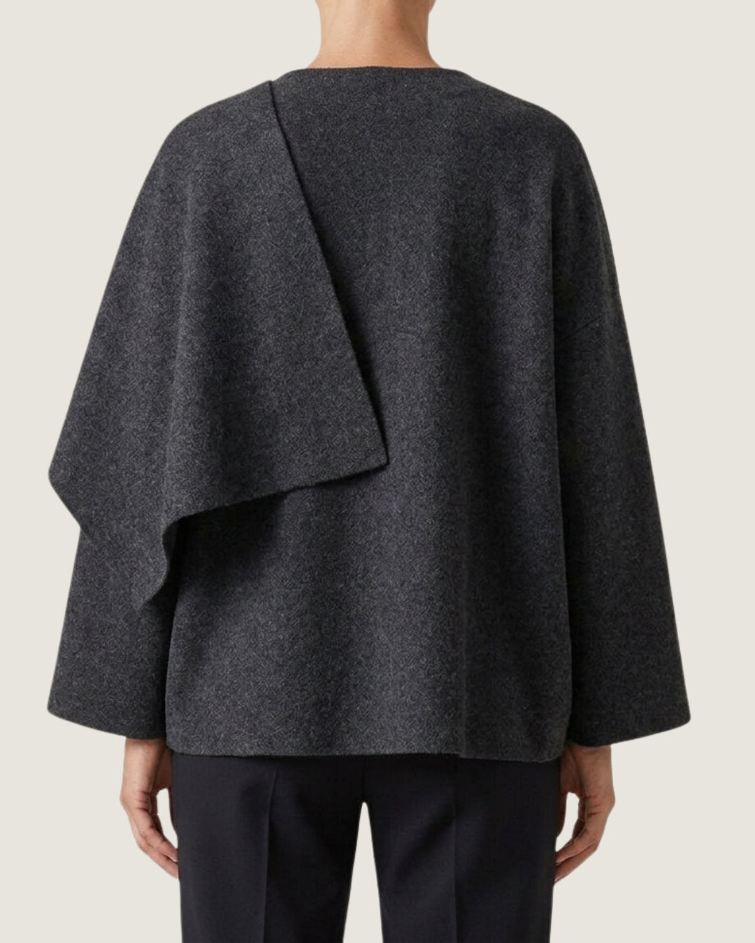 poncho-pull-femme-col-chale-model-dos