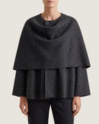 poncho-pull-femme-col-chale-model-face