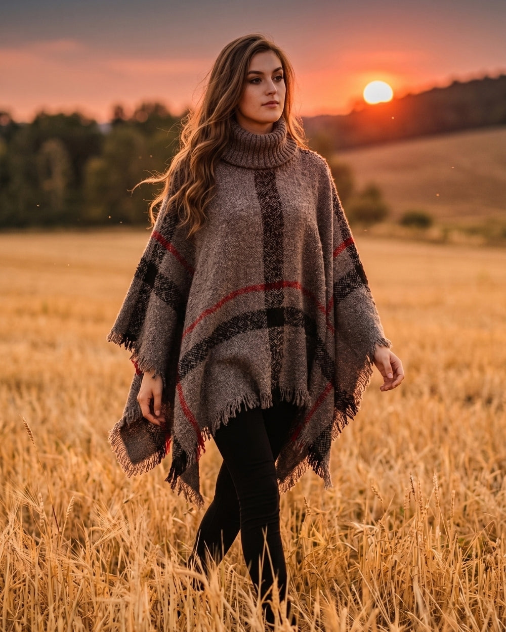 poncho-pull-femme-col-roule-et-franges-style-plaid-tartan-chic-gris-situation