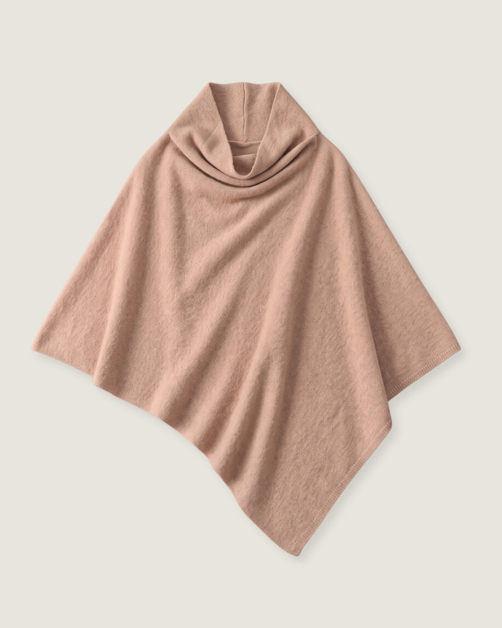 poncho-pull-femme-en-cachemire-doux-beige-sol