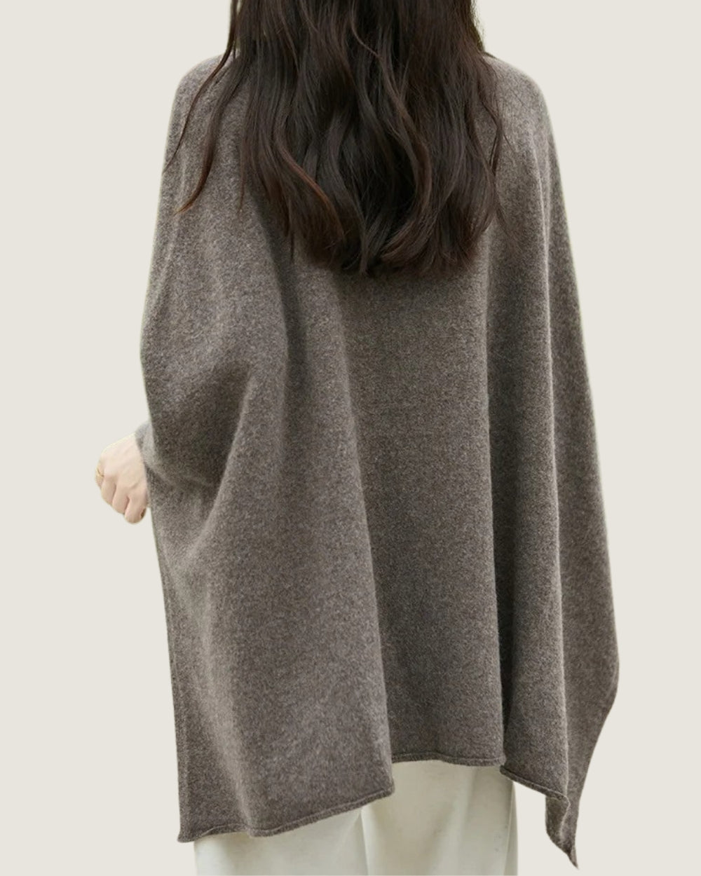 poncho-pull-femme-en-laine-col-roule-gris-brun-dos