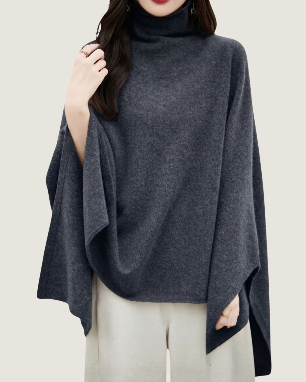 poncho-pull-femme-en-laine-col-roule-gris