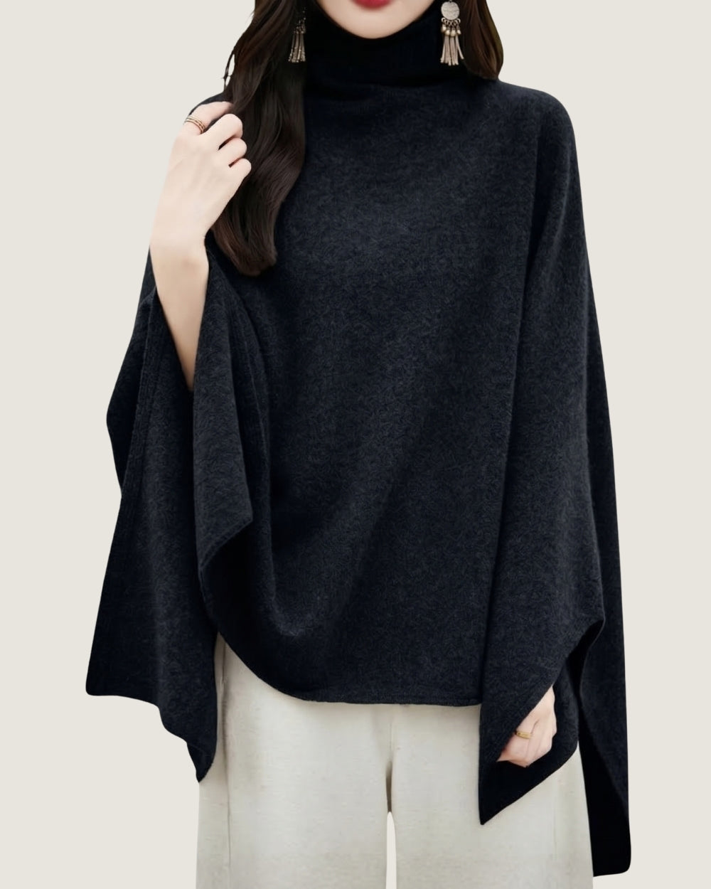 poncho-pull-femme-en-laine-col-roule-noir