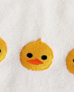 poncho-serviette-de-bain-bebe-capuhe-animaux-brodes-closeup
